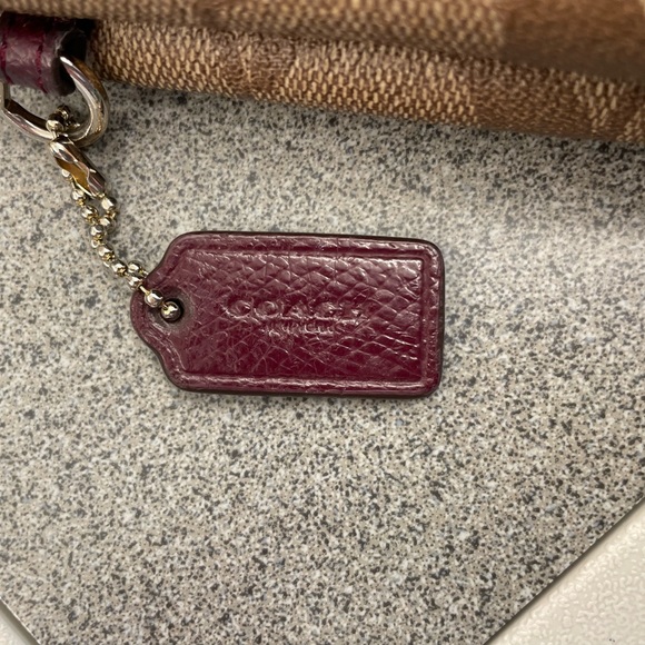 Used Coach Wallet - Picture 6 of 6